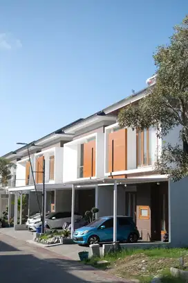 Dekat Sekolah Al Azhar, Custom Layout, Rumah Jogja Modern