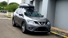 NISSAN XTRAIL 2.5 AT ABU 2015 KM122RB RECORD