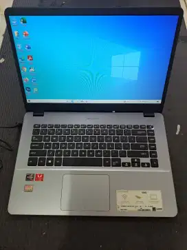 Laptop Asus vivobook X550ZA
