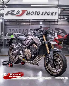 (BPKB & STNK) Honda CB650 Neo Nik 2022 Akrapovic