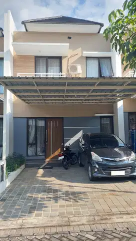 Investasi Terbaik! Dijual Rumah Secondary di Pandanaran Hills