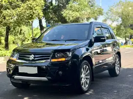 Suzuki Grand Vitara 2.4 2012 Matic AT Hitam