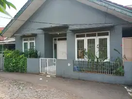 Dikontrakan rumah di Setu, Cipayung jakarta Timur