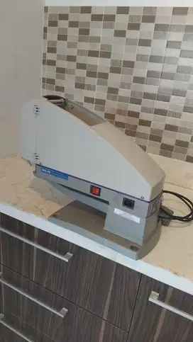 SAGA SPA-80 Stapler Pin Attacher Machine