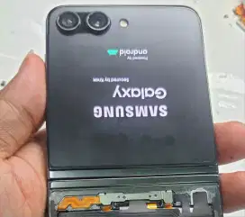 Service Samsung Z Flip 5 Touschreen tidak bisa z flip4
