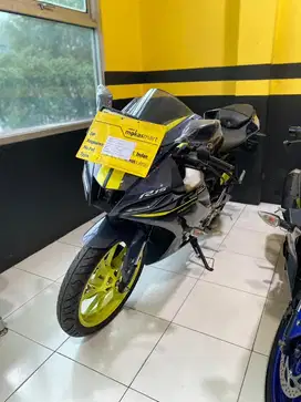 R15 v4 km low pajak on