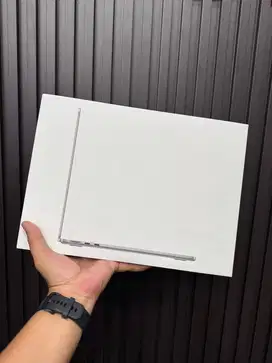 Macbook air M3 16/256 new resmi
