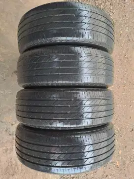 Ban 205/60/16 Bridgestone Turanza T005A (4pc)