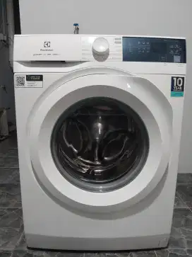 Mesin Cuci Elektrolux