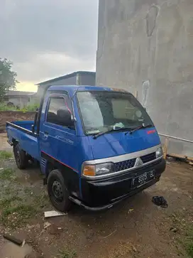 Mitsubishi Pick-Up 2008 Bensin
