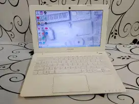 ASUS X200CA COMPAQ NGEBUT SIAP PAKAI