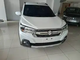 [Mobil Baru] SUZUKI XL7