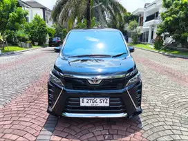 VOXY 2020 MATIC ISTIMEWA