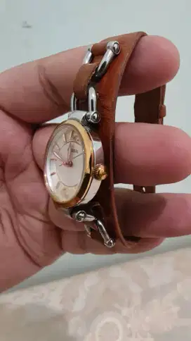 Dijual cepat FOSSIL WOMAN WATCH SUPER MULUS