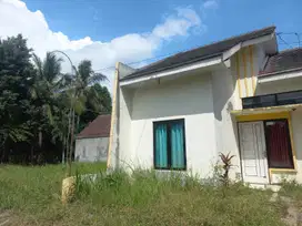 Rumah Lokasi Strategis Cocok Keluarga atau Kos Dekat Kampus UT