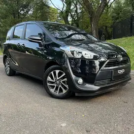 TOYOTA SIENTA 1.5 V A/T 2016