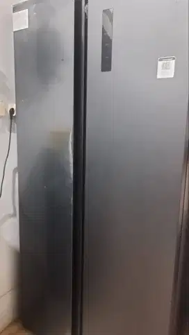 Kulkas rusak merek Electrolux