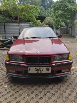 BMW 320i 1995 Manual