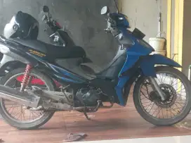 Suzuki smash Titan 2011