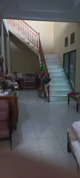 Dijual Rumah 2 lt Di Pondok Gede