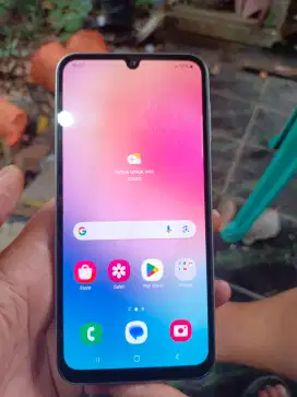 Samsung A24 batangan