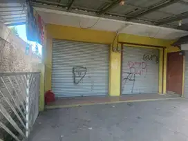 Rumah Toko Pinggir Jalan Kabupaten