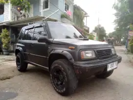 Suzuki escudo 94 jlx ( siap pake ) pajak on