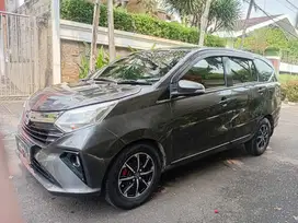 Daihatsu Sigra R Deluxe 2021