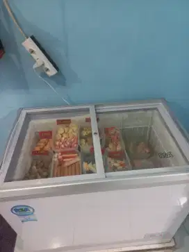 FREEZER RSA 200 Liter like new