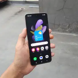 SAMSUNG Z FLIP 4 5G SEIN 512 GB MULUS MINUS TOMPEL FUNGSI 100% NORMAL