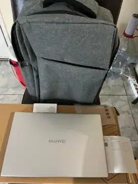 Dijual laptop Huawei Matebook D15 i5