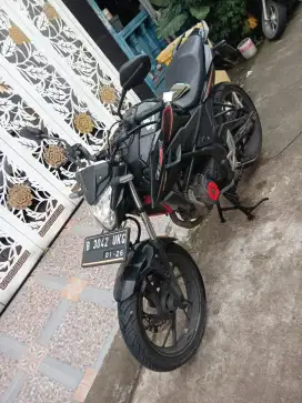 Honda CB LED 150 2016 awal,Kilometer 11Ribuan,kunci masih 2,pjk Hidup