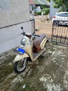 Jual cepat honda scoopy 2014 fi