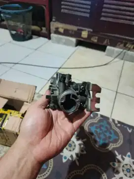Trottle body + intek beat esp