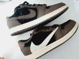 Sepatu Nike Traviss Mocca Seken