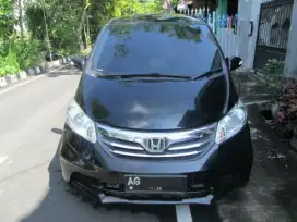 HONDA FREED 2012 AT