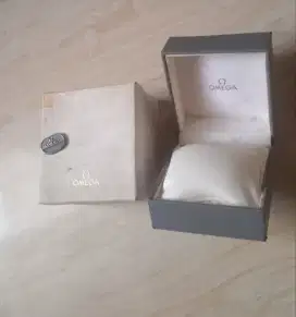 Box omega speedmaster original