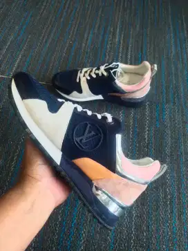 Louis Vuitton runway sneakers autentik