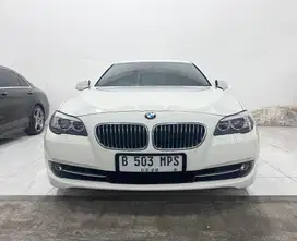 ( KM 30rb ) BMW 520i F10 2013 Tangan Pertama Full Ori Seperti Baru