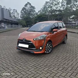 Toyota Sienta Q 1.5 2016