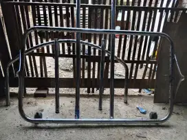 Tiang ayun bayi sdh lama tdk di pakai