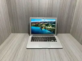 MacBook Air 13 Inch 2014 8/256 GB