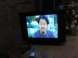 jual tv 21in slim LG nomines harga 350 nego siap antar