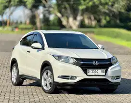 DP 4jt! Honda HRV E Matic 2015 CVT Antik Km 90rb!!