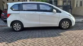 MOBIL NYAMAN KELUARGA ,DIJUAL CEPAT HONDA FREED