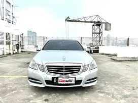 Mercedes Benz E300 Avantgarde Panoramic Tahun 2012 Matic Abu-abu