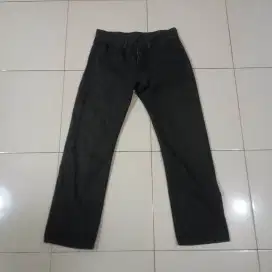 Celana Panjang Jeans Levis Ori size 30 warna Grey Abu abu