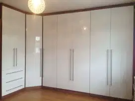 ALmari pakaian,wardrobe,desain kamar tidur, lemari pakaian full plafon