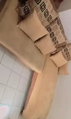Sofa bekas cukup baik