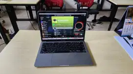 Macbook Pro M1 2020 Ram8/256gb